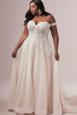 CurveStyles-BlushBridal-July2112