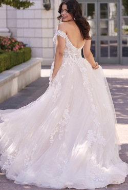 CurveStyles-BlushBridal-March23