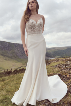 CurveStyles-BlushBridal-March2324