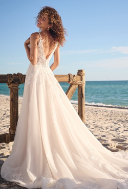 High-Rebecca-Ingram-Lizzy-A-Line-Wedding-Dress-23RK684A01-PROMO4-PL