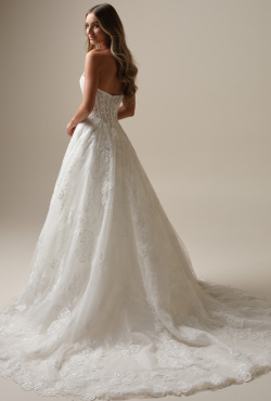 Large-Maggie-Sottero-Skylar-A-Line-Wedding-Dress-25MS283A01-Alt55-AI